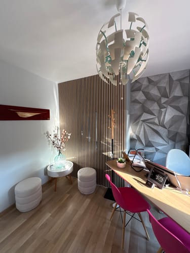 Customer photo review of Profilé U chromée Pour Panneau acoustique bois