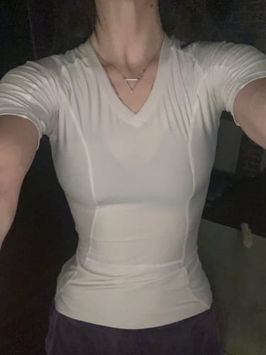 Customer photo review of Women's Posture Shirt™ - Black