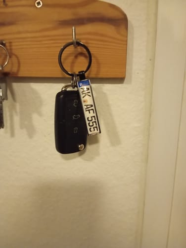Customer photo review of Kennzeichen Schlüsselanhänger Mini Nummernschild Metall