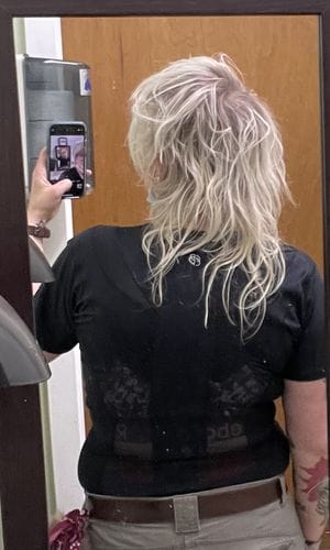 Customer photo review of Women's Posture Shirt™ - Schwarz C-STOCK