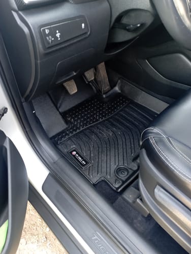Customer photo review of Pisos Calce Perfecto Hyundai Tucson 2016 al 2020