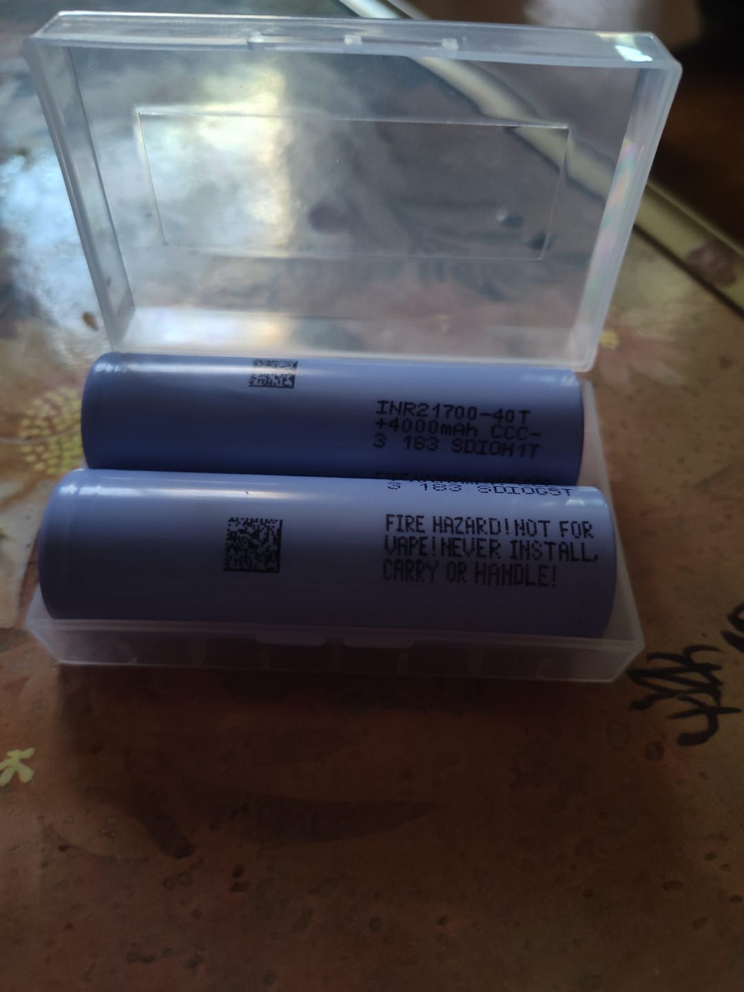 Customer photo review of Samsung 40T 21700 4000mAh 35A Battery