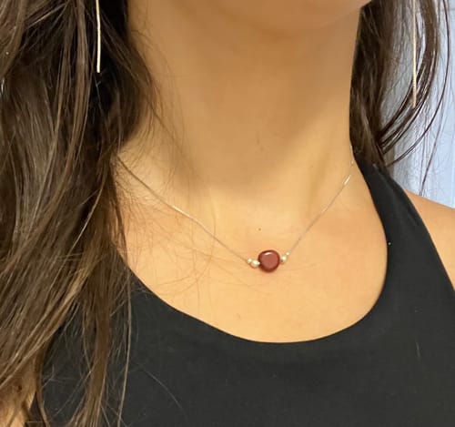 Customer photo review of קולר ג'ספר אדומה | Eva