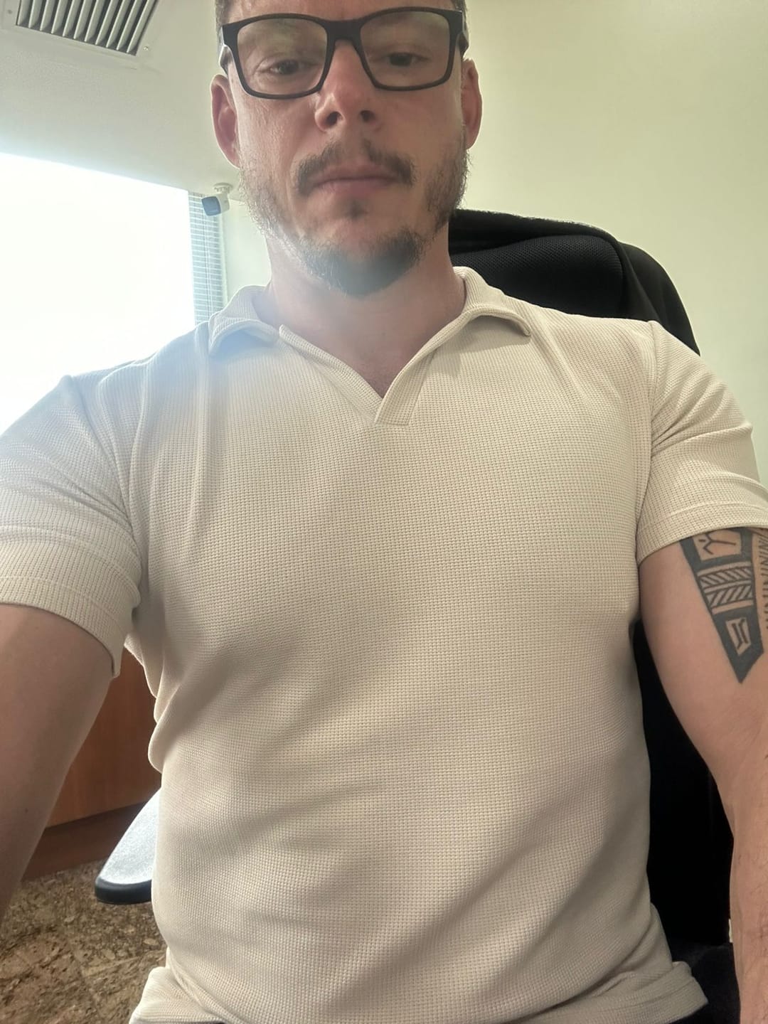 Customer photo review of Camisa Polo Italiana Tricot Bege