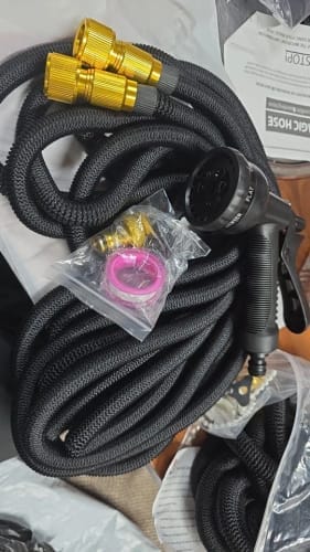 Customer photo review of AquaFlex Pro – The Flexible Garden Hose with 7 Spray Functions