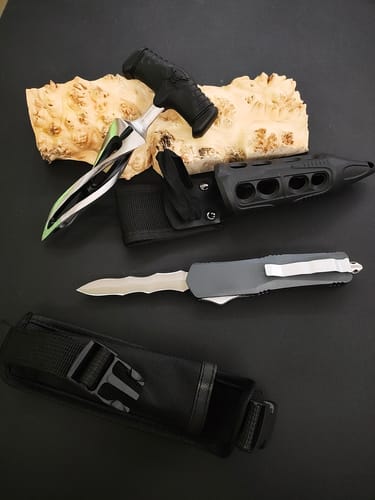 Customer photo review of Serpent Tongue Kriss Blade OTF Knives
