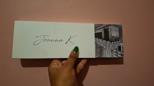 Customer photo review of Eye shadow