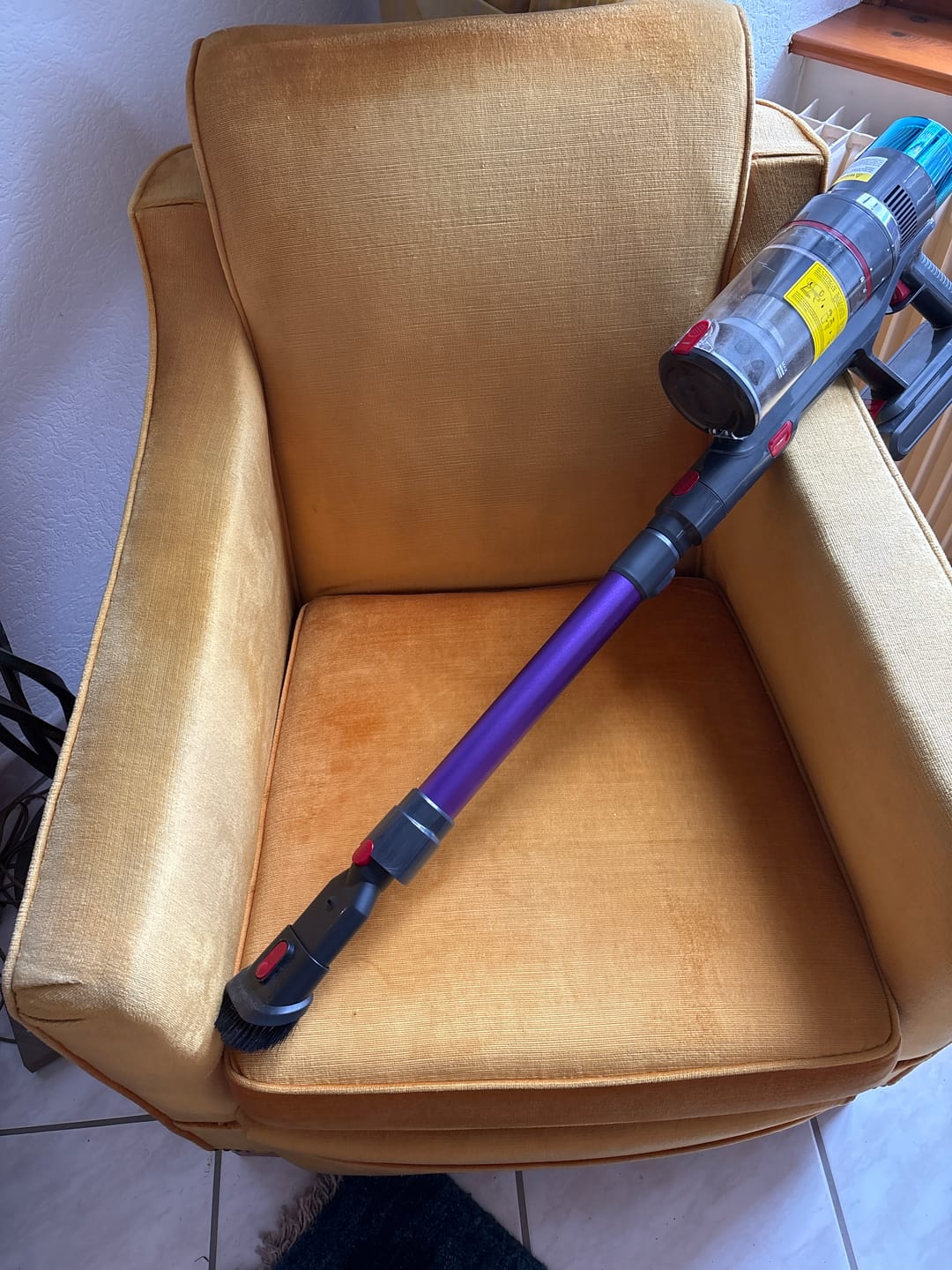 Customer photo review of Aspirateur balai V1 Pro – Moteur ultra-puissant 100 000 tr/min pour une performance exceptionnelle