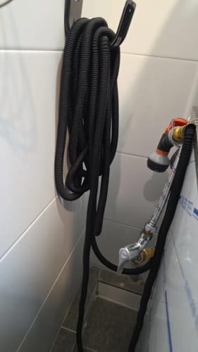 Customer photo review of AquaFlex Pro – The Flexible Garden Hose with 7 Spray Functions