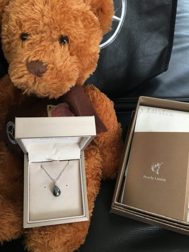 Customer photo review of Second Grade Round Tahitian Pearls WA00022