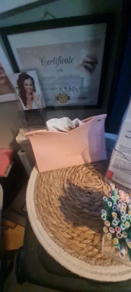 Customer photo review of Leather Tissue Box Napkin Holder For Home And Car — Black | KIMLUD