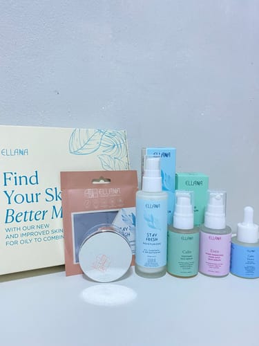 Customer photo review of Stay Fresh Moisturizer Controls Oil and Brightens