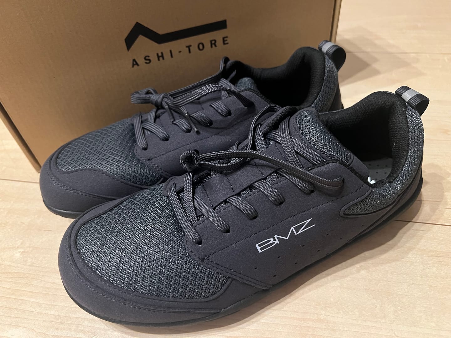 Customer photo review of アシトレスニーカー