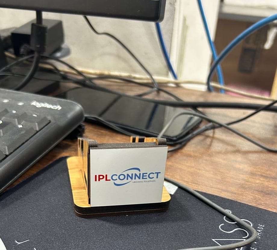 Customer photo review of Mini Mobile Stand | Best for Corporate Gifting | PrintMine.in