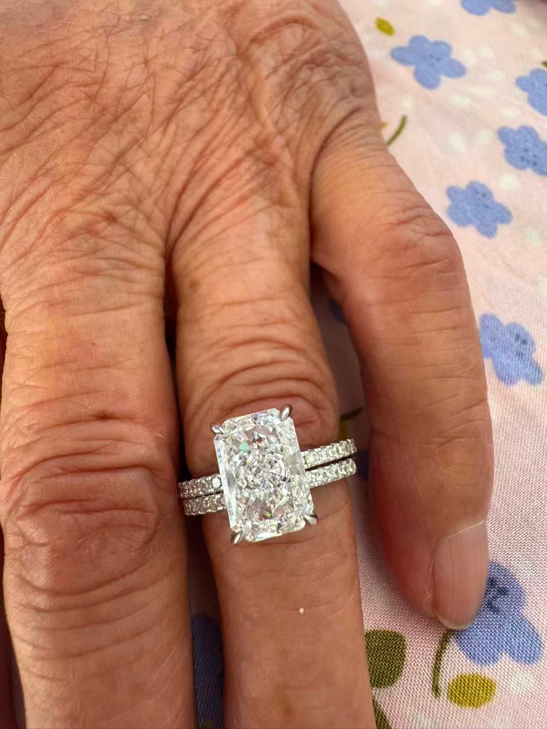 Customer photo review of S925 3.5 Carat Radiant Cut Wedding Ring Set In Sterling Silver Holiday Ring Gift For Women