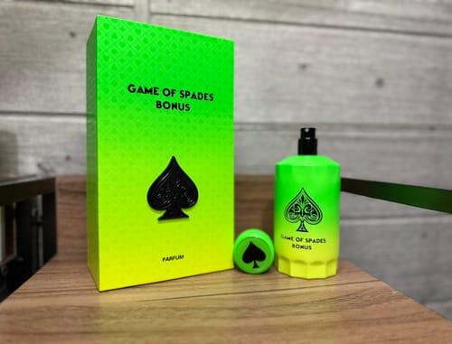 Reseña con foto de un cliente sobre Perfume Unisex Game Of Spade BONUS 100ml edp