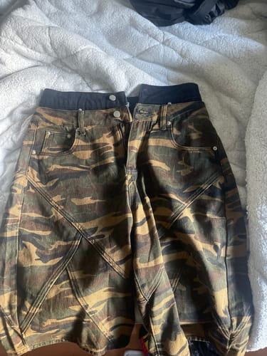 Customer photo review of American Premium Double-Waist Camouflage Jorts