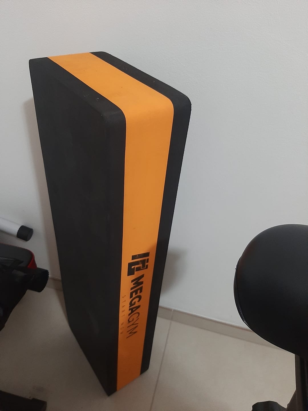 Customer photo review of Step Profissional De EVA 90X28X14 Para Treino Aeróbico Musculação