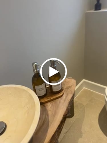 Customer video review of Set of 2 Amber Glass Bottle 500 ML with Stainless Steel Pump & Small Tray