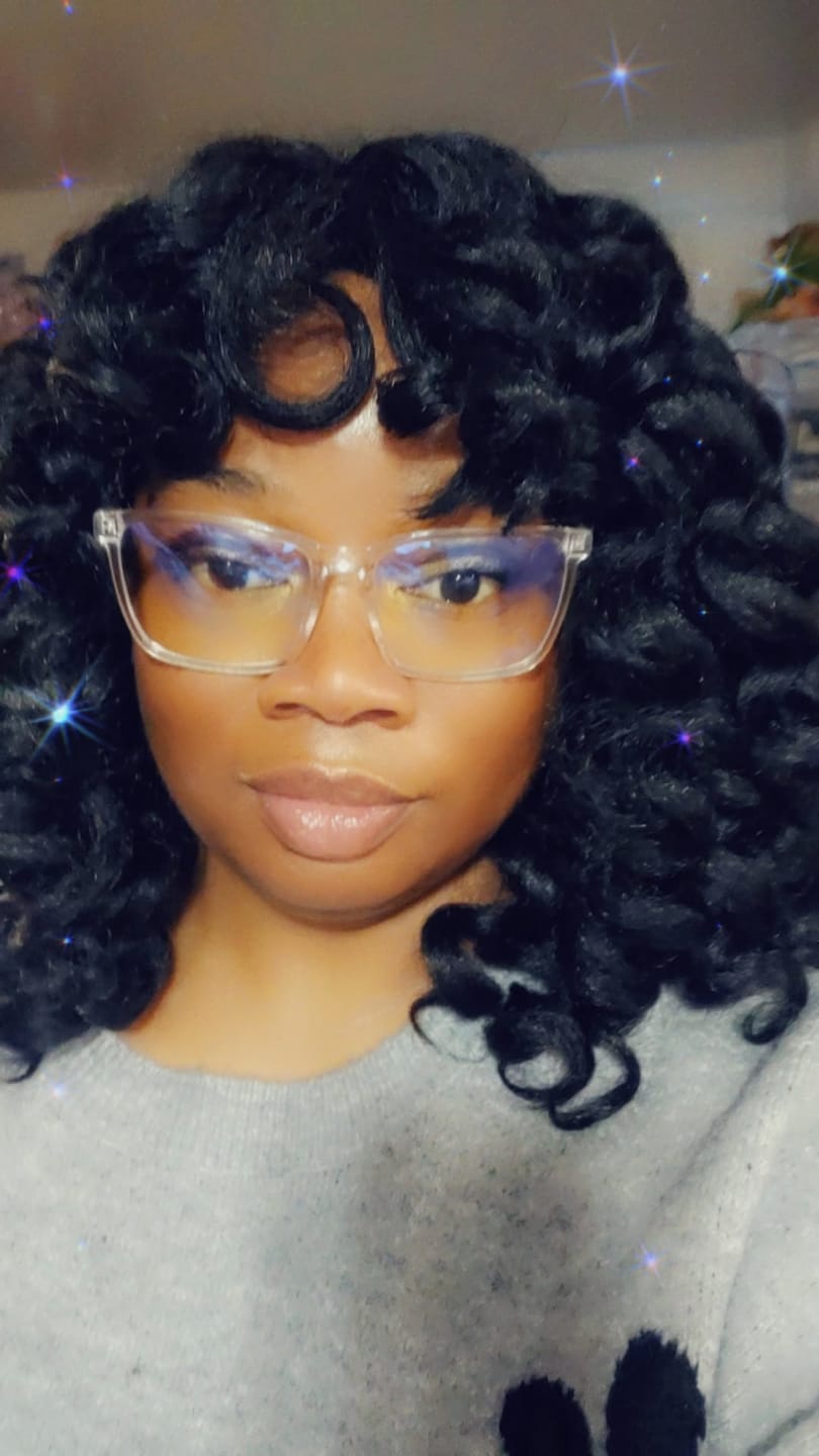 Customer photo review of Sensationnel Dashly Full Wig - UNIT 20