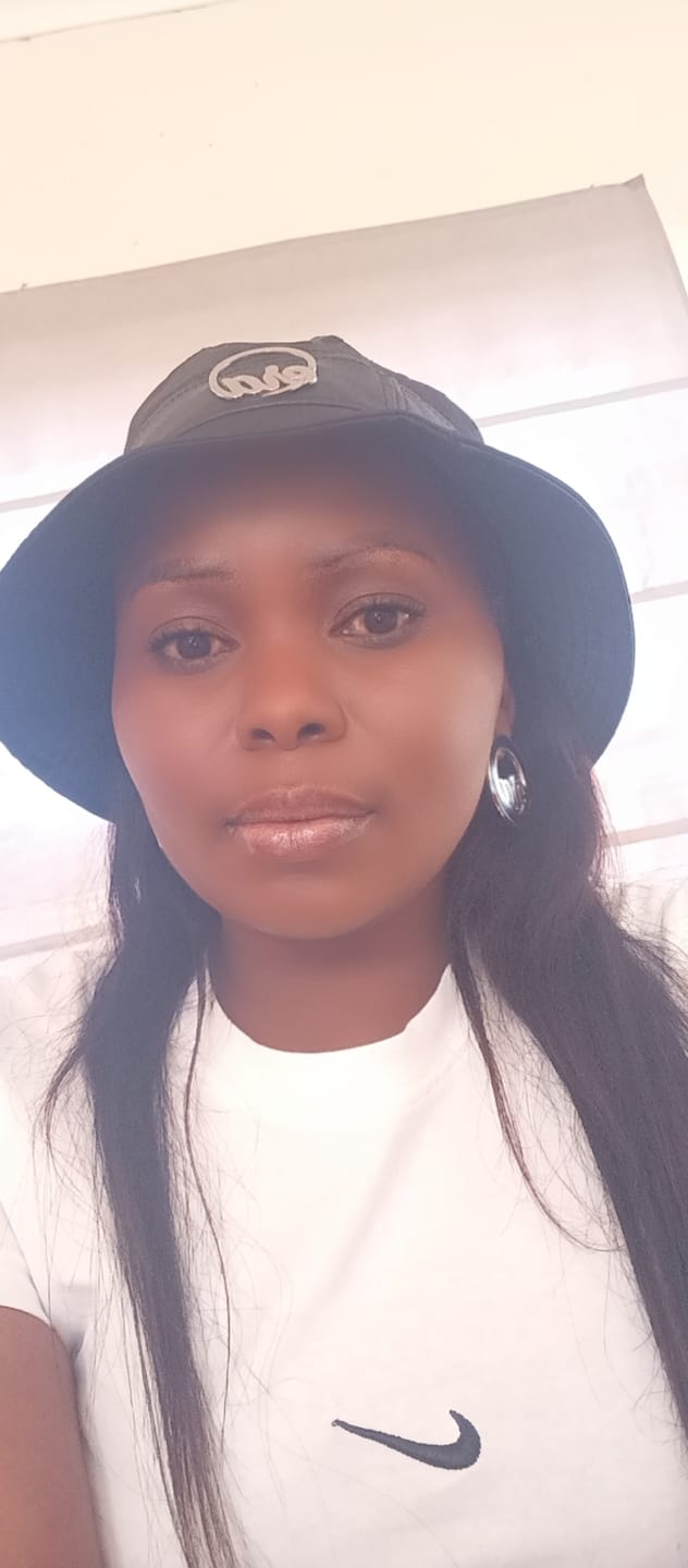 Customer photo review of Black Billy Bucket Hat