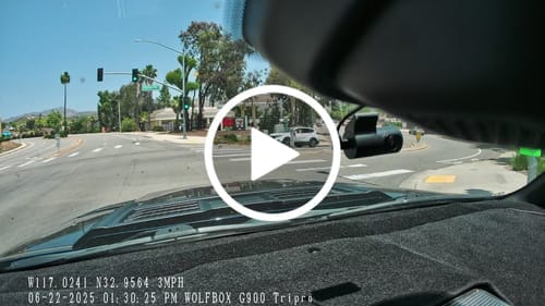 Customer photo review of Wolfbox G850Pro Dash Cam | 4K Wifi Car Dash Camera Front and Rear Mirror Dashcam
