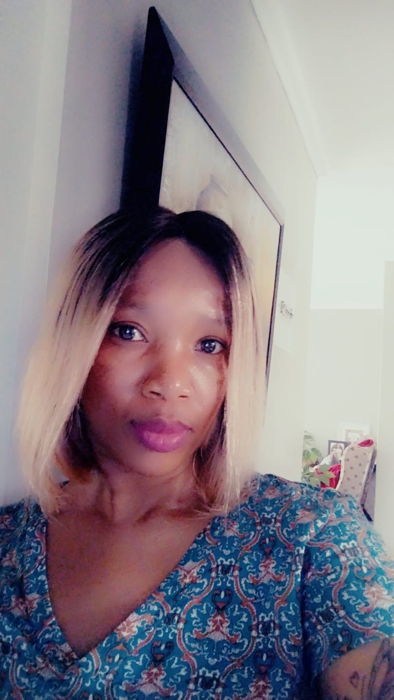 Customer photo review of Ombre Glueless Bob 10 Inch
