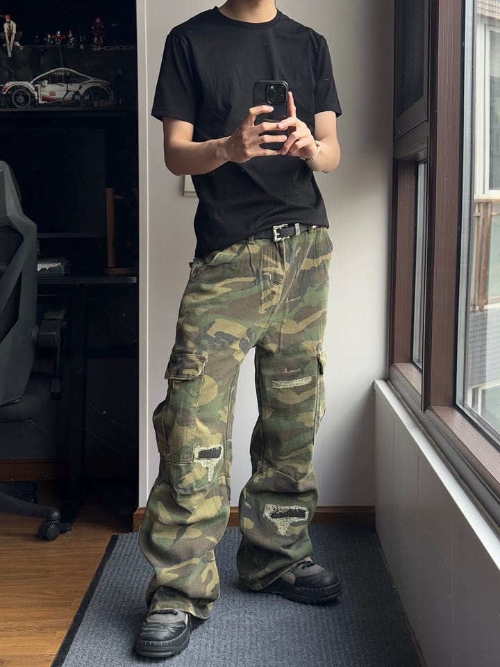 Customer photo review of Woven Ripped Camouflage Flared Cargo Pants - 2410