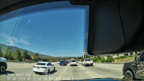 Customer photo review of WOLFBOX G900 TriPro Bumper Version 3 Channel Rearview Mirror Cam