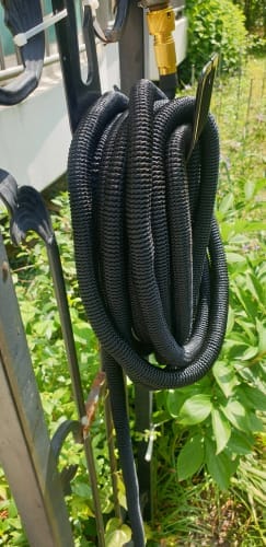 Customer photo review of AquaFlex Pro – The Flexible Garden Hose with 7 Spray Functions