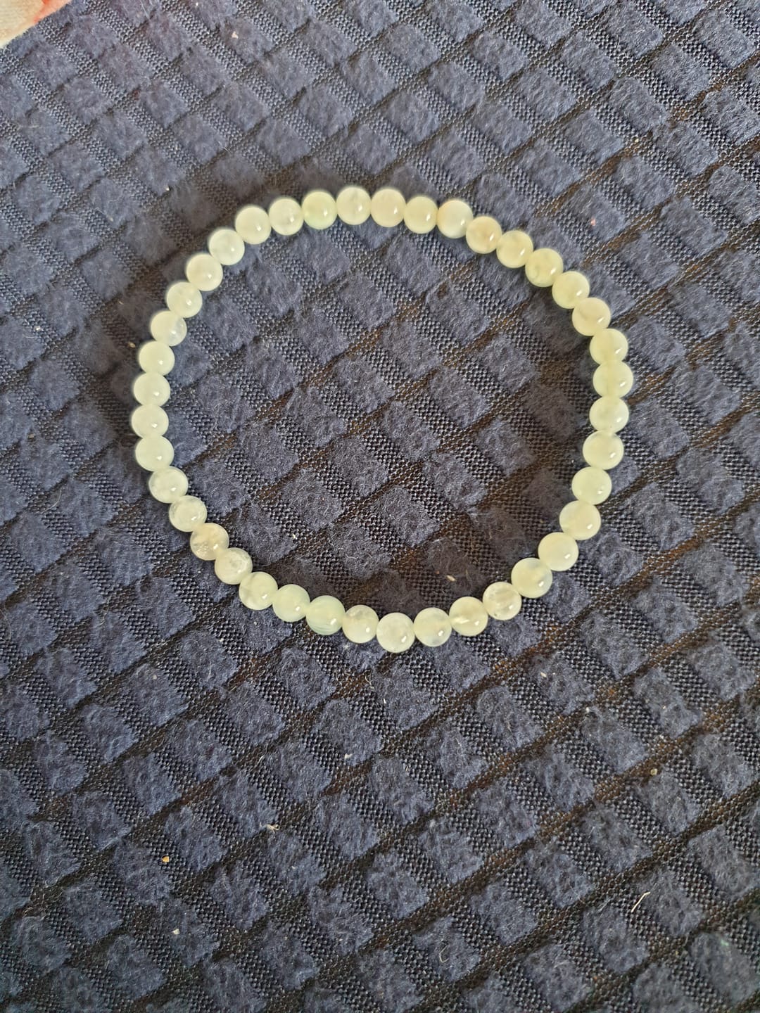 Customer photo review of Bracelet Fin en Pierres Naturelles de 4mm