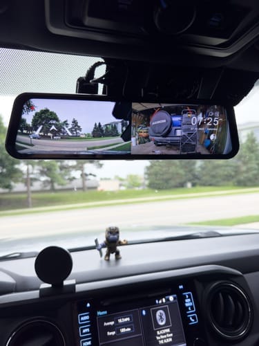 Customer photo review of WOLFBOX G900Pro 12MP WiFi Touch Screen Rear View Mirror Dash Cam Smart Mirror