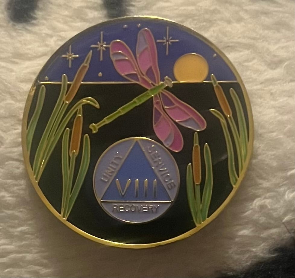 Customer photo review of Dragonfly 9th Step 8 Year Specialty AA Recovery Medallion - Tri-Plated Eight Year Chip/Coin