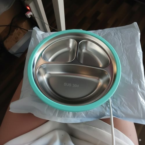 Customer photo review of Plato hondo Infantil de Acero Inoxidable con Ventosa Antideslizante | Libre de Plásticos | Resistente a Caídas