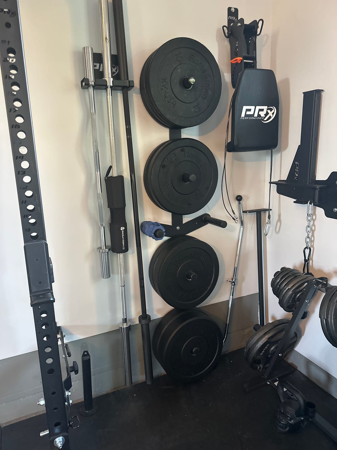 Customer photo review of URA-MAX BLACK Bumper Plate Sets