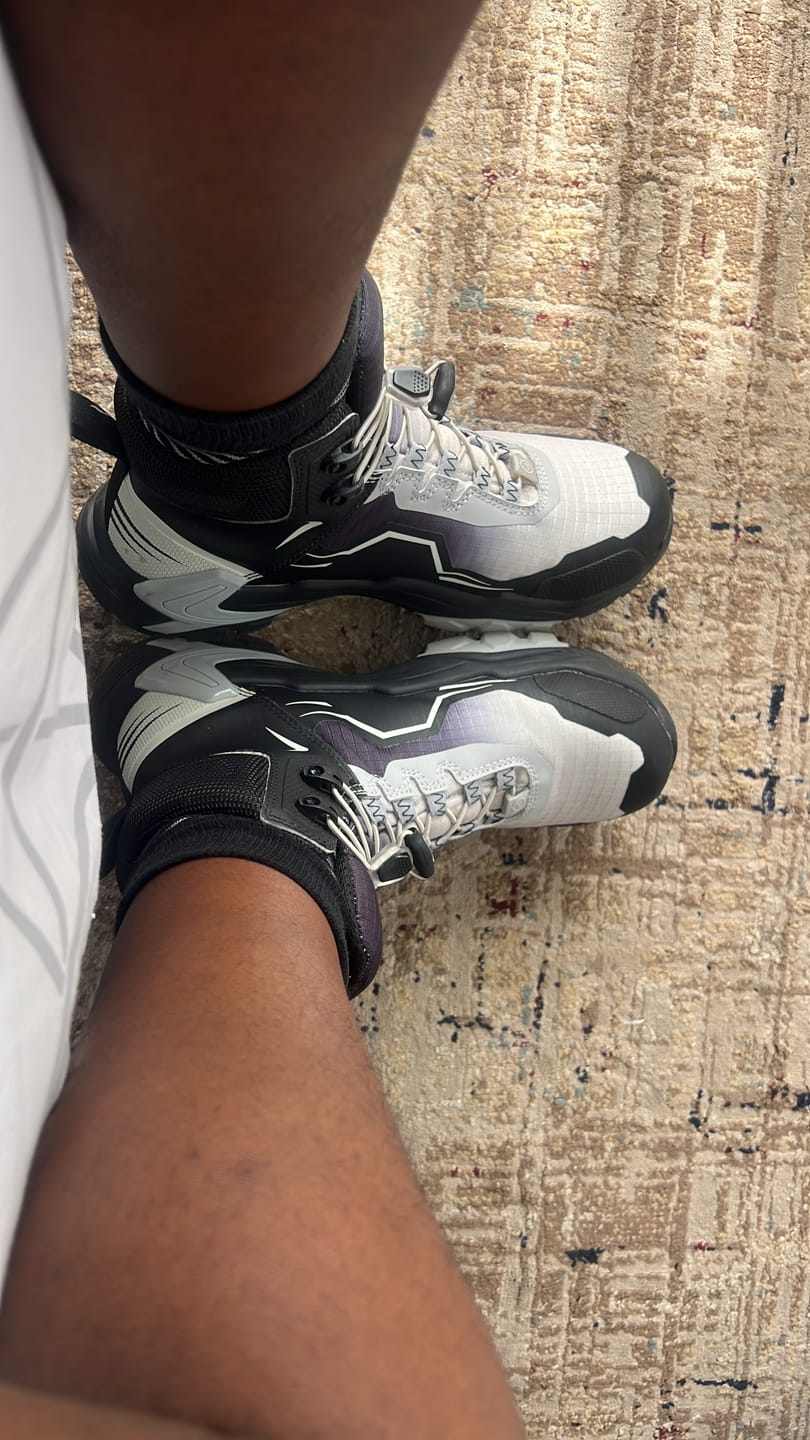 Customer photo review of Apex Mid Top Safety Shoe Black & Grey