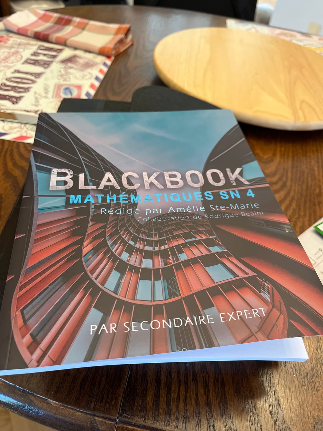 Customer photo review of Livret "Black Book" Mathématiques SN 4 (Secondaire)