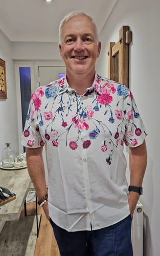 Customer photo review of Men's Floral Tops Flower Print Short Sleeve Button Up Summer Cruise Shirt