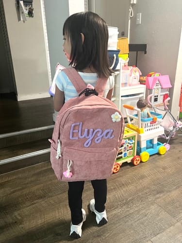 Neniam M. review of KNIT & CARRY – Personalized Knitted Backpack image 1 out of 1