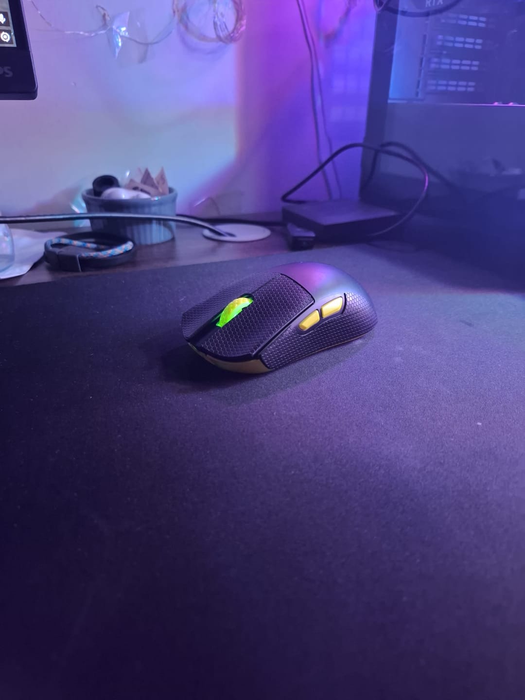 Customer photo review of Darmoshark M3S Max Wireless Mouse