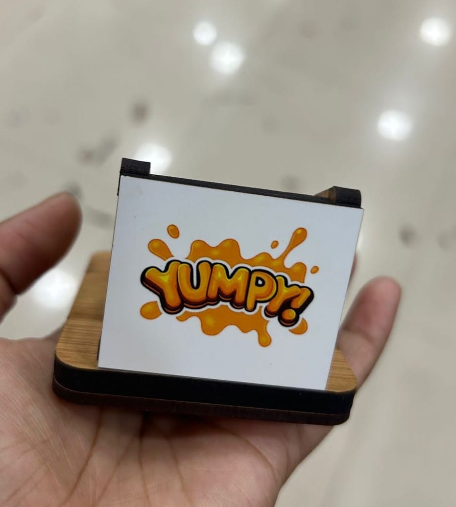 Customer photo review of Mini Mobile Stand | Best for Corporate Gifting | PrintMine.in