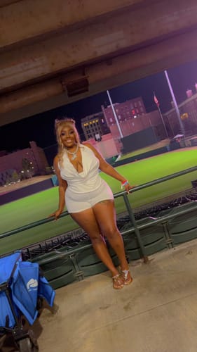 Customer photo review of Urban Chic Set - White