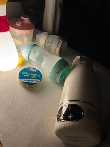Customer photo review of Tragbarer Fläschchenwärmer + Milchpulverbox + Schnell-Ladegerät