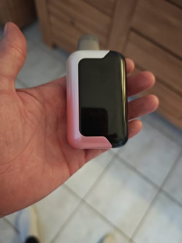 Customer photo review of SMOK Spaceman - SP40000 - 40000 Bouffées - 2% de nicotine - Puff Jetable / Vape Disposable