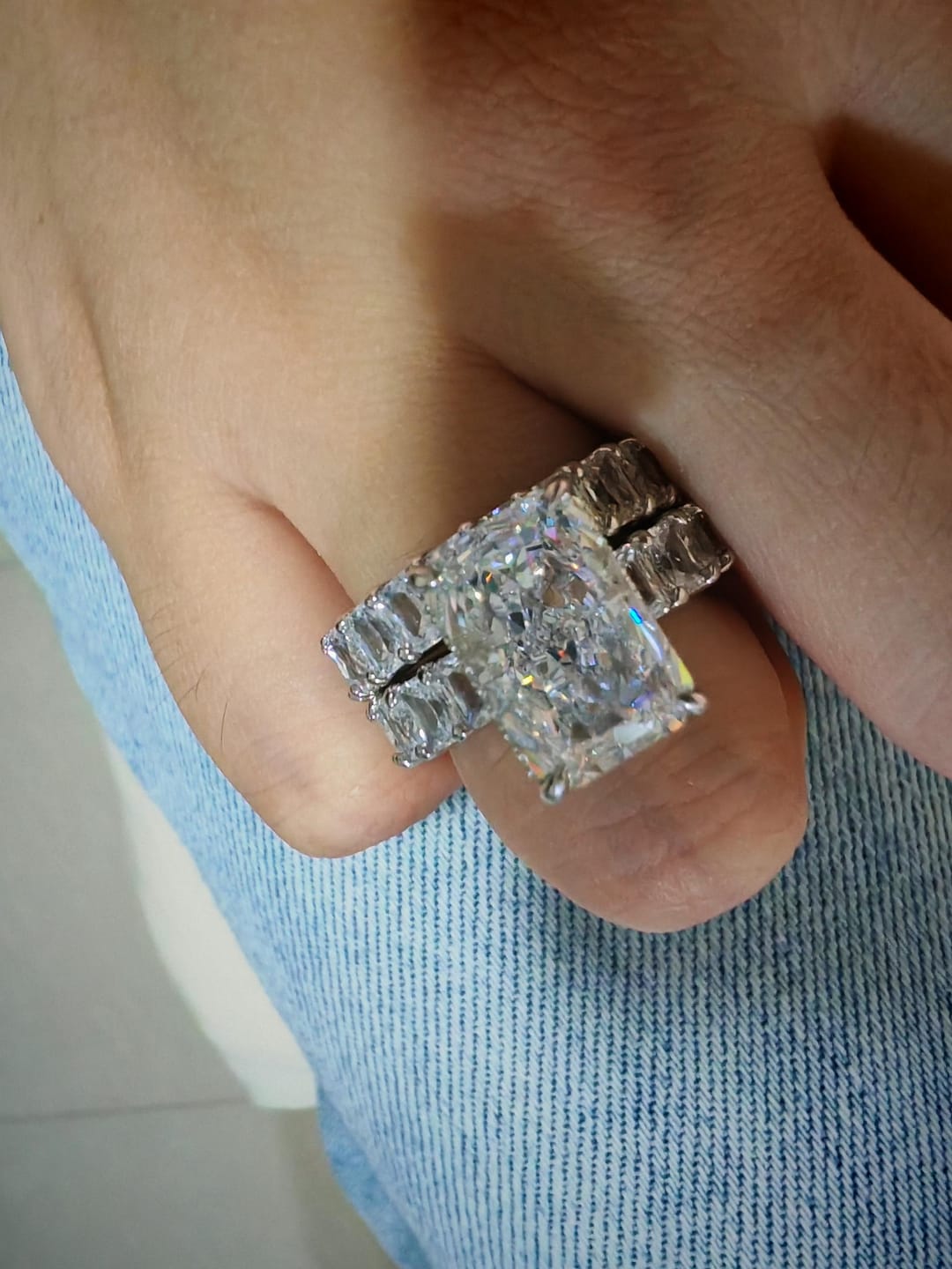 Customer photo review of S925 5.0Ct Luxe Radiant Cut Engagement Ring Travel Ring With Radiant Cut Wedding Band
