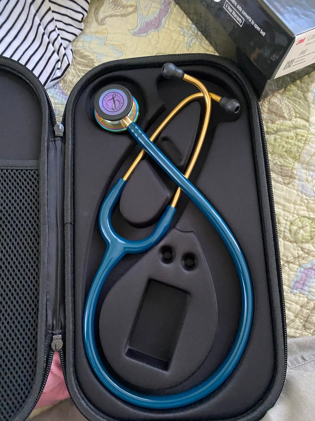 Customer photo review of Pod Technical Cardiopod II Stethoscope Case for all Littmann Stethoscopes - Caribbean Blue