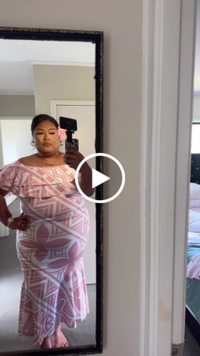 Customer video review of NISIA MERMAID DRESS