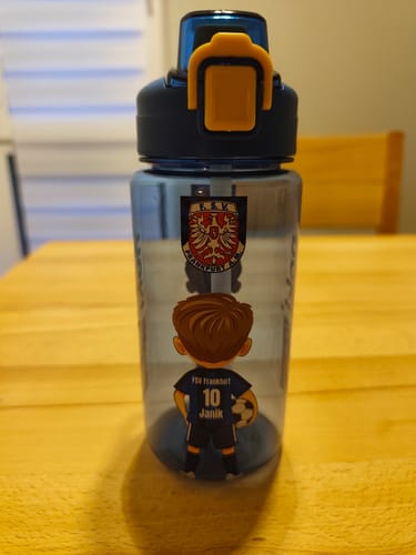 Customer photo review of Fußball-Trinkflasche 0,6L - FSV Frankfurt Edition