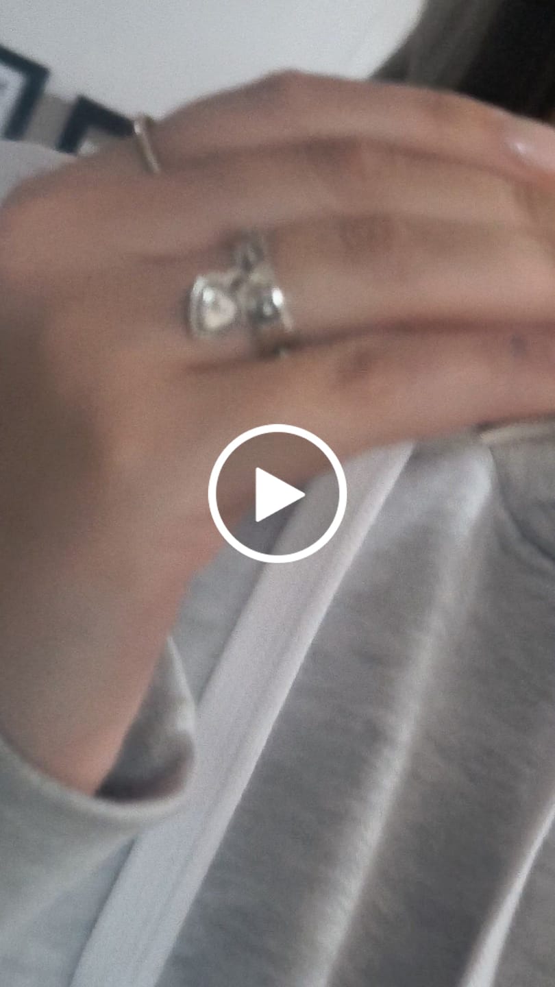Customer video review of Anillo Love Stamp