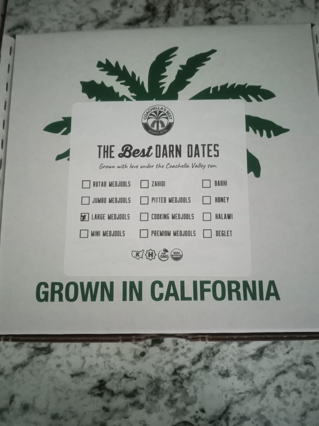 Customer photo review of Organic Large Medjool Dates Box
